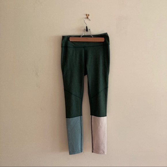 Outdoor Voices Dipped Leggings - Picture 3 of 8